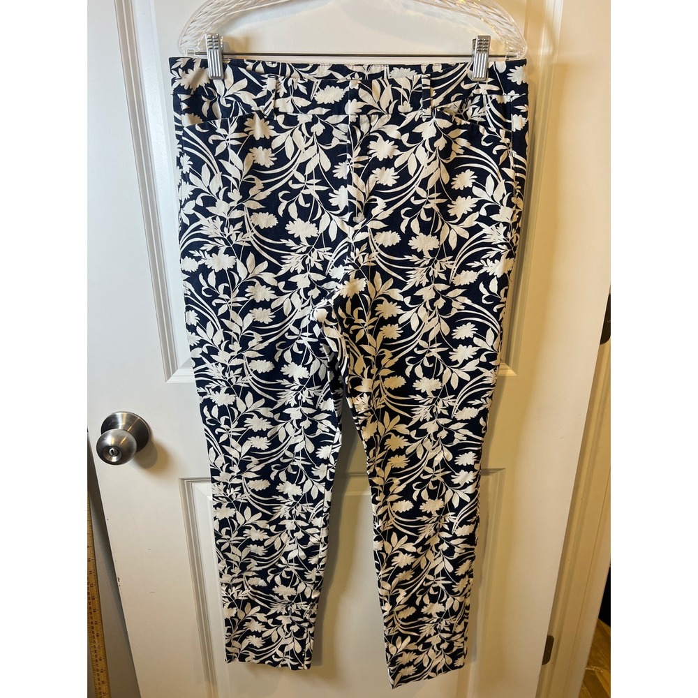 Old Navy Womens Pixie Skinny High Rise Floral Navy Blue 14‎ Tall
